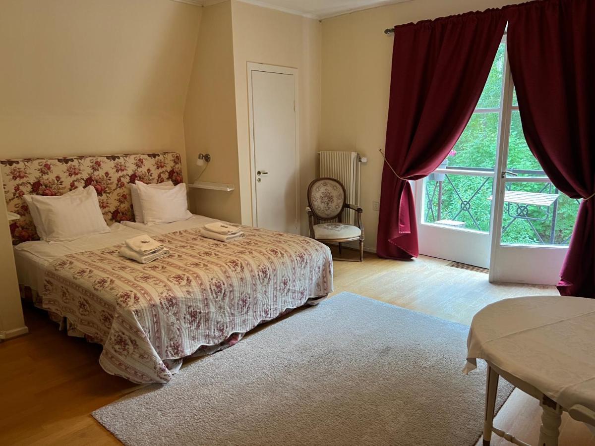 Herrgards Hotell Gyllene Haesten Вестервик Экстерьер фото