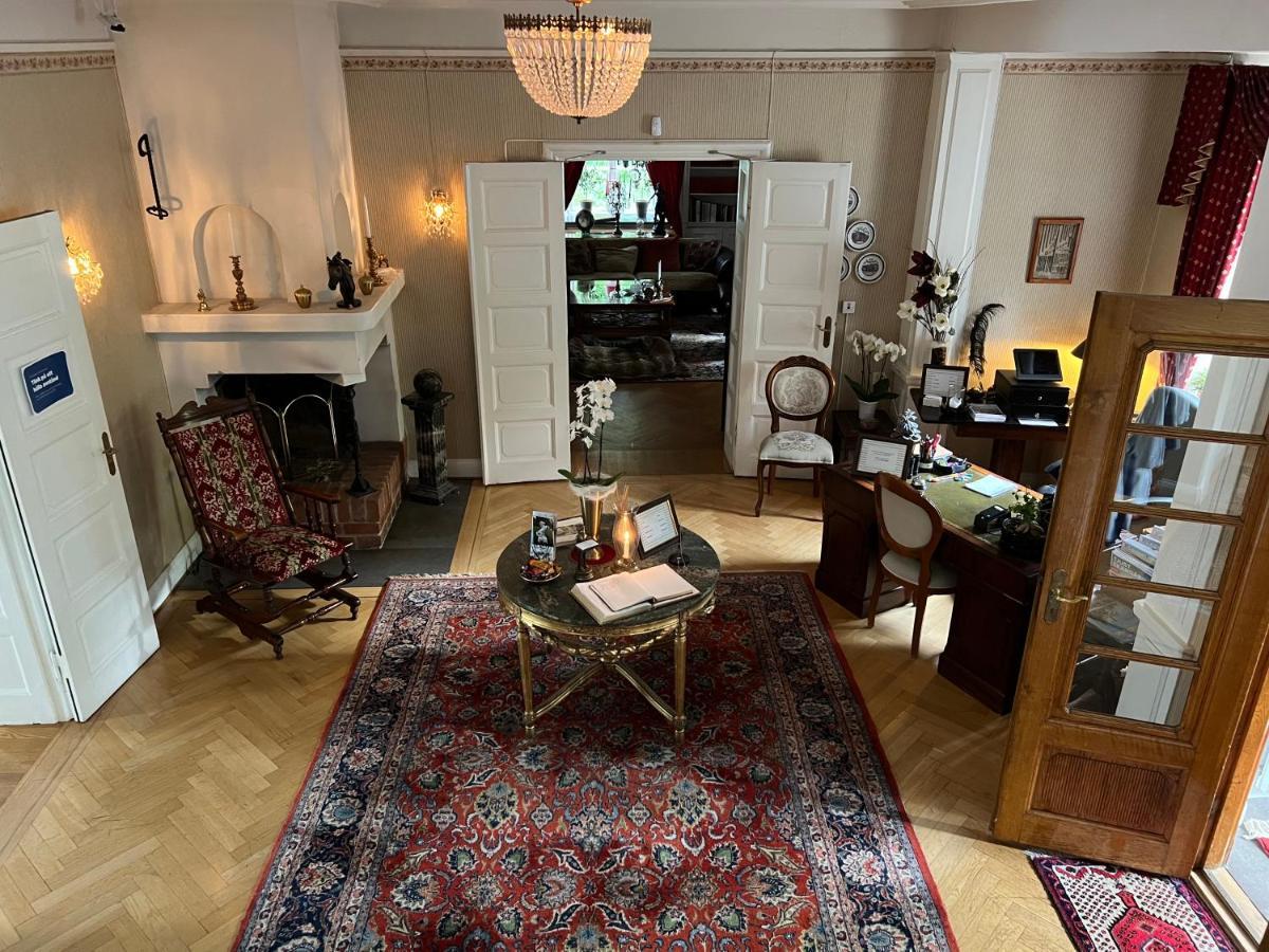 Herrgards Hotell Gyllene Haesten Вестервик Экстерьер фото